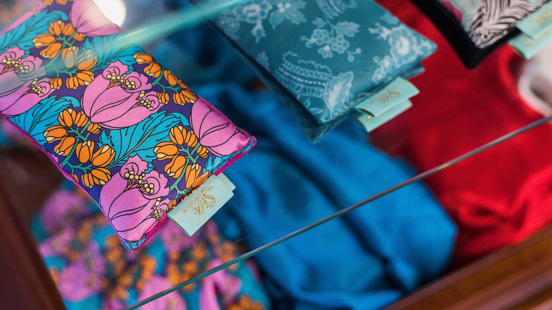 Shipping & Returns The Silk Emporium